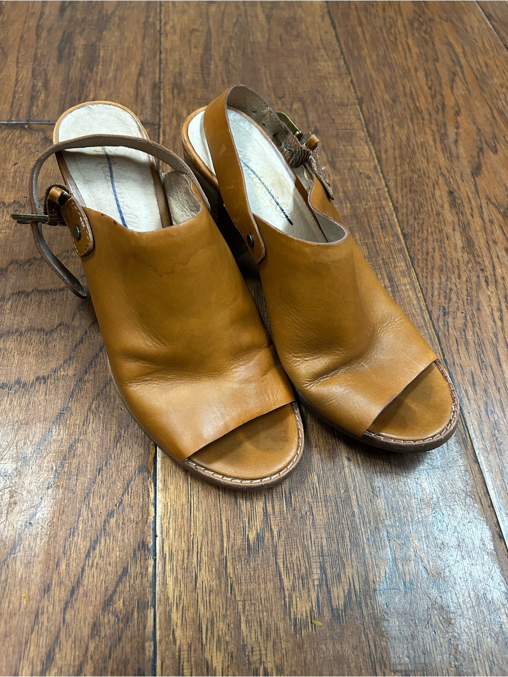 Madewell The Riley Convertible Slingback Mule